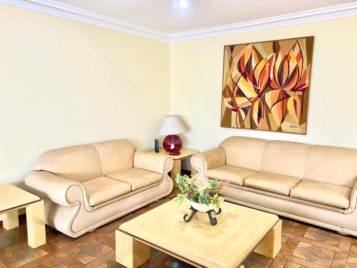 Pe Na Areia Pitangueiras Apartment *